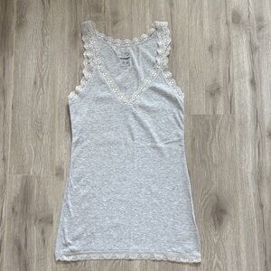 Old Navy Light Gray Lace Tank Top